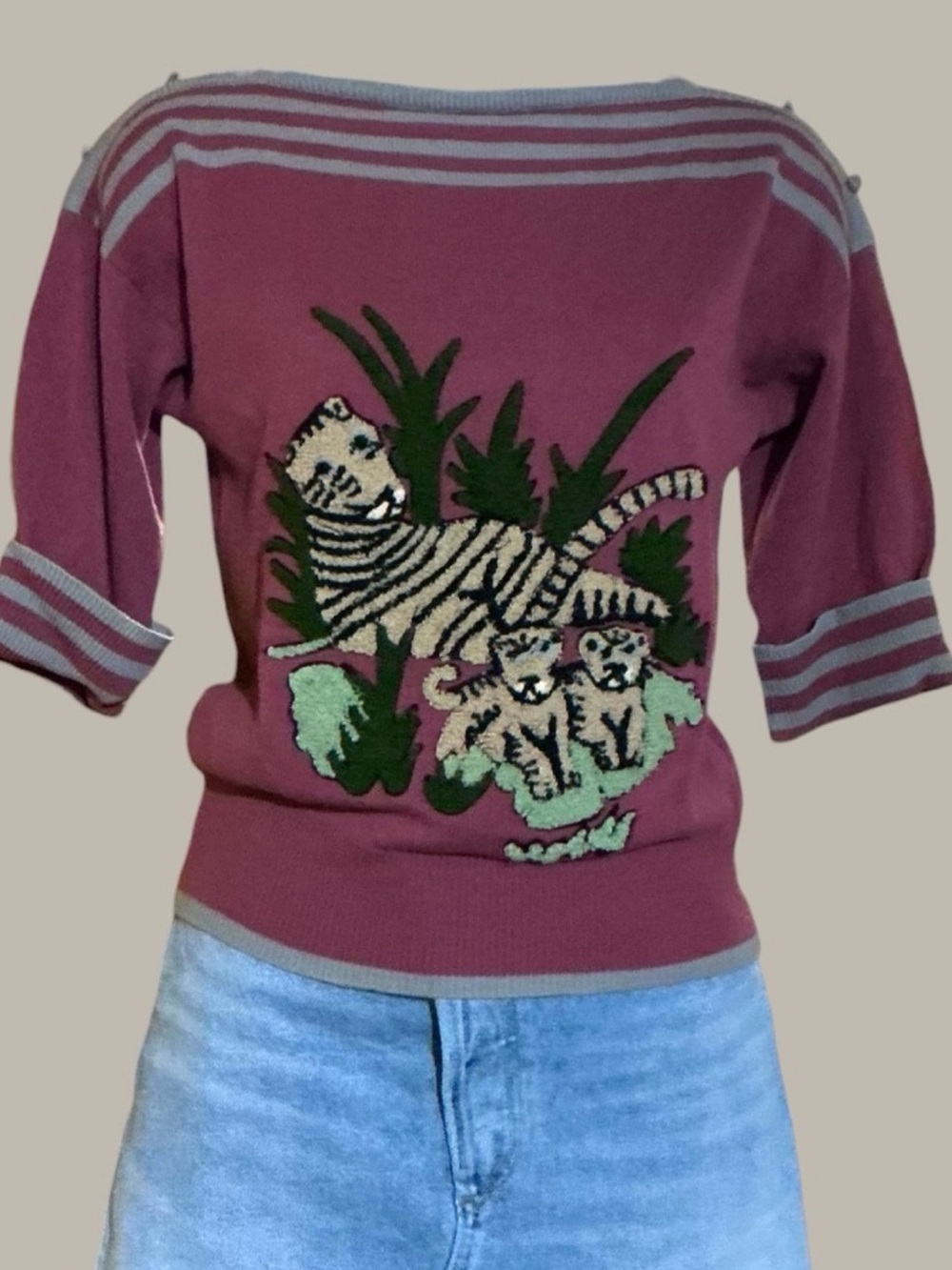 Vintage 80s Tiger Sweater Pink Novelty Knit Chenille Applique